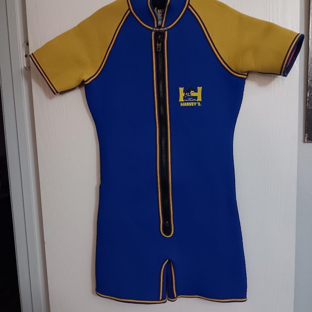 Harvey's Blue and Yellow Wetsuit Medium...
